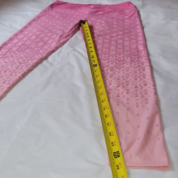 LuLaRoe 🎀 OS Pink Ribbon Dipped Ombre Leggings for Breast Cancer Awareness 🎀 - Picture 7 of 12